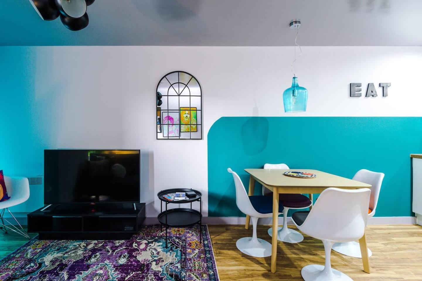 High Reviewed 1-Bed With Parking Central Location リヴァプール エクステリア 写真