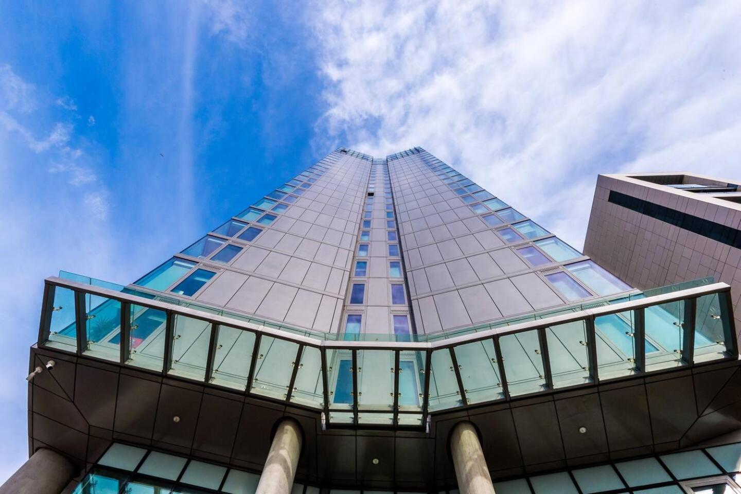 High Reviewed 1-Bed With Parking Central Location リヴァプール エクステリア 写真